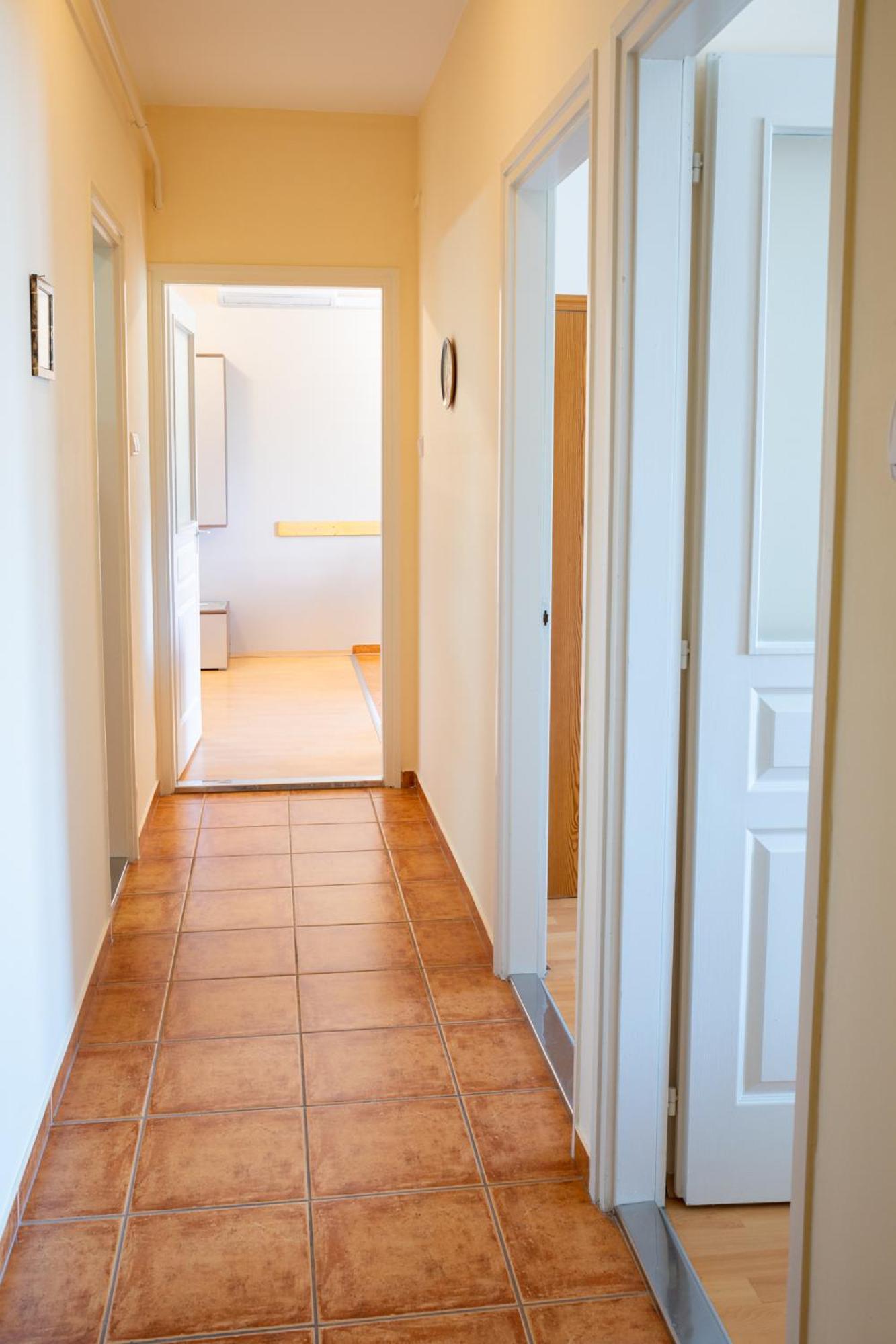 Laszlo Apartman - Hajduszoboszlo Exterior photo
