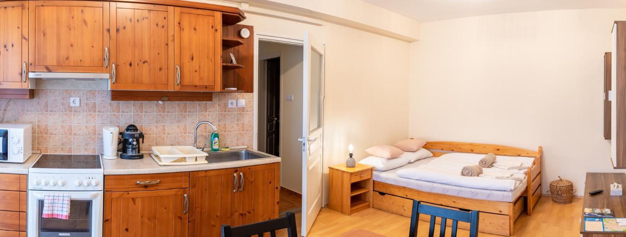 Laszlo Apartman - Hajduszoboszlo Exterior photo